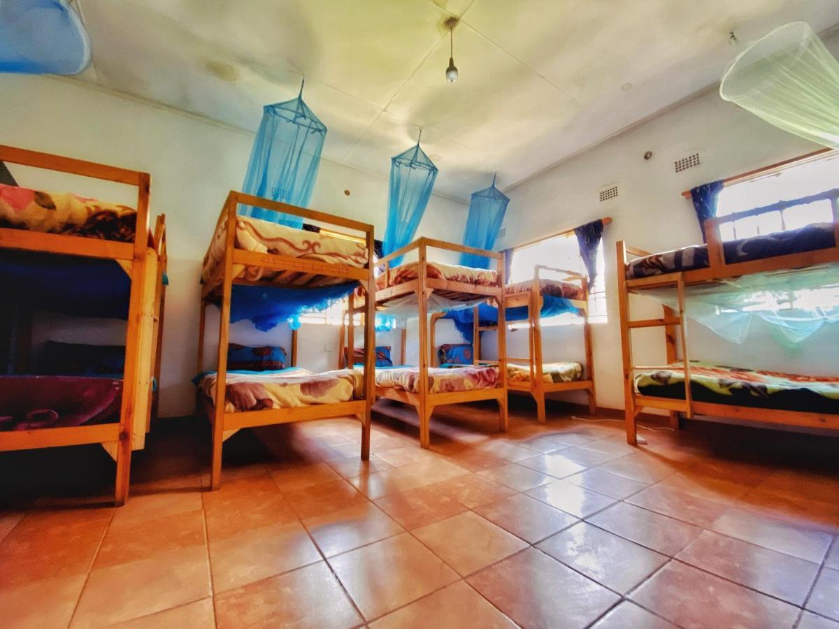 Blend Lodge And Kitchen - Pakachere Zomba Exterior photo