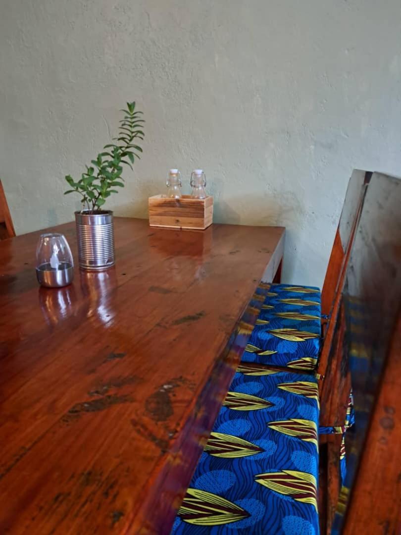 Blend Lodge And Kitchen - Pakachere Zomba Exterior photo
